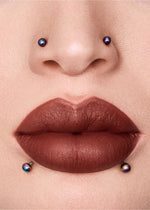 Velours lipstick yolaine bouche 1